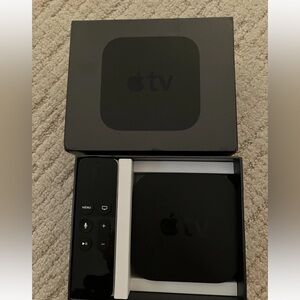 Apple TV 4 4th Generation 32GB A1625 Media Streamer + Siri Remote In Box